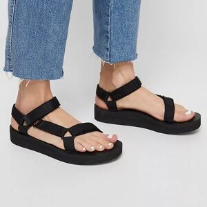 Teva Midform Universal Black Platform Sandal NEW IN BOX